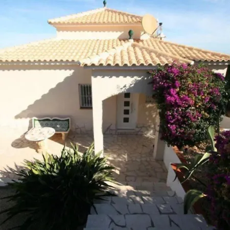 Casa Denia, 3 Dormitorios, 6 Personas - Es-219-2 * Dénia