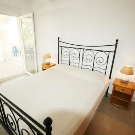 Casa Denia, 3 Dormitorios, 6 Personas - Es-219-2 Denia